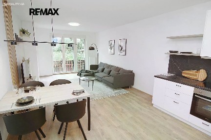 Prodej bytu 2+kk 66 m²
