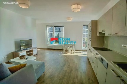 Pronájem bytu 2+kk 58 m²