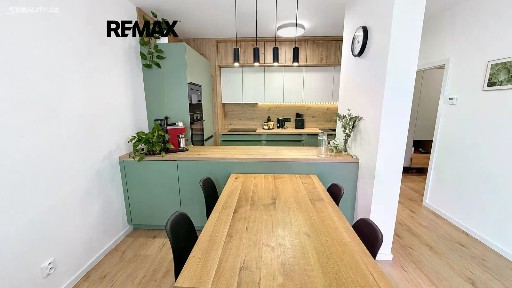Pronájem bytu 3+kk 72 m²