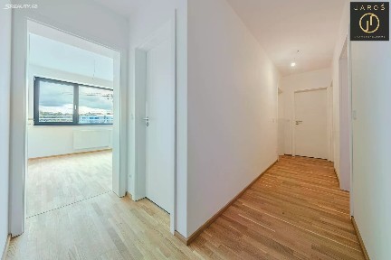 Prodej bytu 4+kk 92 m²