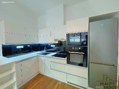 Pronájem bytu 2+kk 64 m²