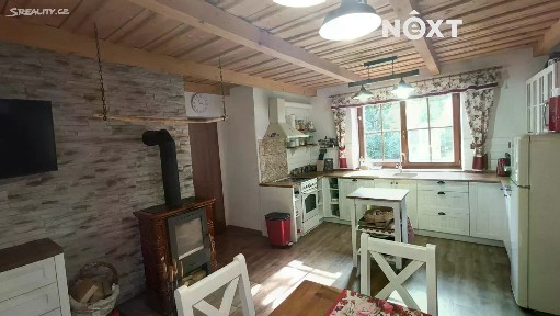 Prodej rodinného domu 120 m², pozemek 3002 m²