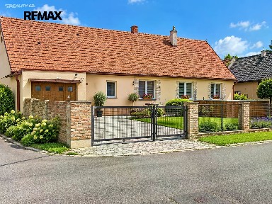Prodej rodinného domu 150 m², pozemek 241 m²