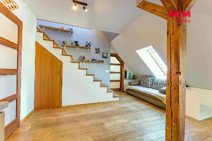 Prodej bytu 4+kk 104 m²