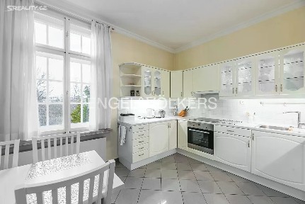 Pronájem bytu 4+1 150 m²