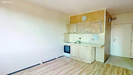 Pronájem bytu 1+1 34 m²