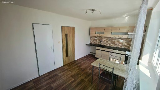 Pronájem bytu 2+1 64 m²