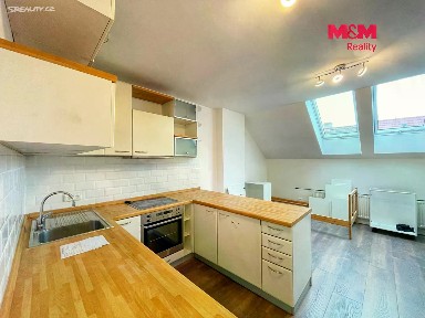 Prodej činžovního domu 246 m²
