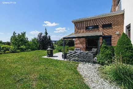 Prodej rodinného domu 258 m², pozemek 756 m²