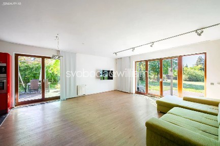 Prodej rodinného domu 416 m², pozemek 1787 m²