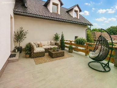 Prodej vícegeneračního domu 449 m², pozemek 1020 m²
