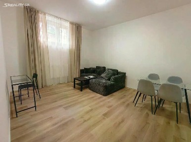 Pronájem bytu 2+kk 54 m²