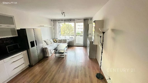 Pronájem bytu 2+kk 44 m²