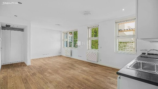 Pronájem bytu 2+kk 61 m²