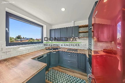 Pronájem bytu 3+kk 85 m²