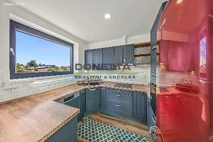 Pronájem bytu 3+kk 85 m²