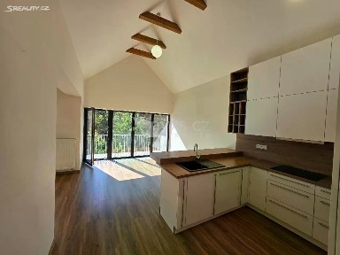 Pronájem bytu 2+kk 58 m²