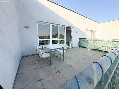 Pronájem bytu 1+kk 42 m²