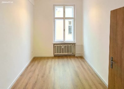 Pronájem bytu pokoje 50 m²