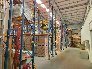 Pronájem skladového prostoru 1100 m²