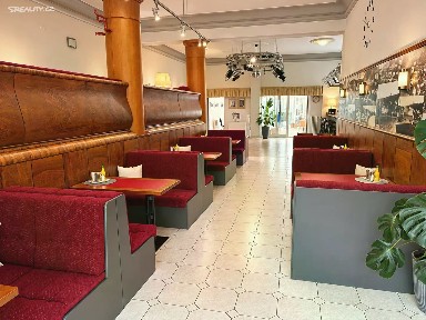 Pronájem restaurace 321 m²