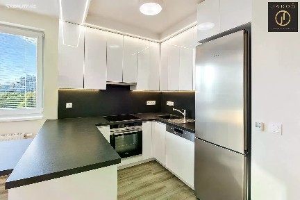 Pronájem bytu 3+kk 71 m²