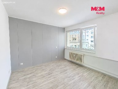 Pronájem bytu 1+kk 32 m²