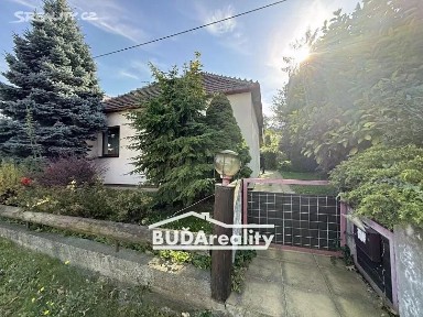 Pronájem bytu pokoje 20 m²