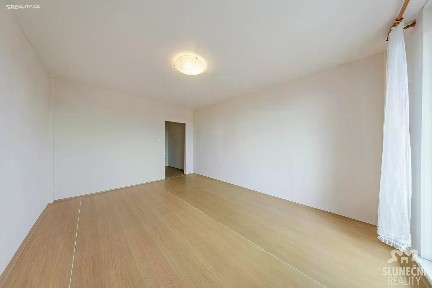 Pronájem bytu 1+kk 28 m²