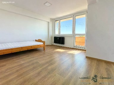 Pronájem bytu 1+1 34 m²
