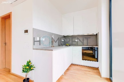 Pronájem bytu 1+kk 33 m²