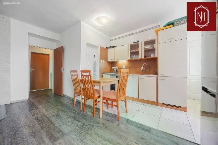 Pronájem bytu 3+kk 75 m²