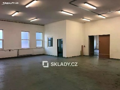 Pronájem skladového prostoru 550 m²