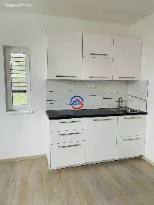 Pronájem bytu 1+kk 33 m²