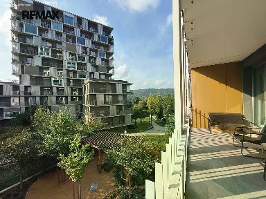 Pronájem bytu 2+kk 64 m²