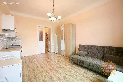 Pronájem bytu 1+kk 35 m²