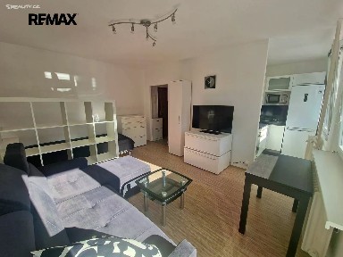 Rumburská, Praha - Střížkov