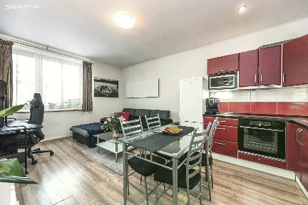 Pronájem bytu 2+kk 48 m²