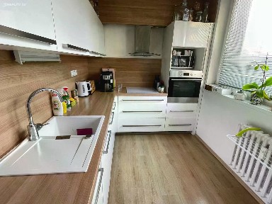 Pronájem bytu 4+1 93 m²