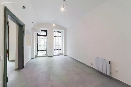 Pronájem obchodního prostoru 64 m²