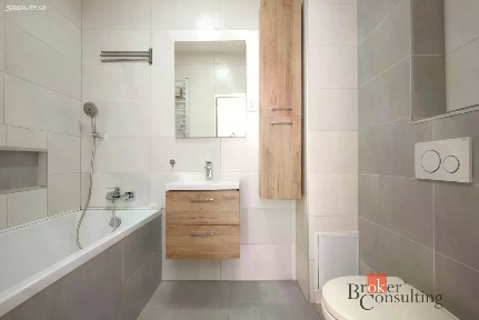 Pronájem bytu 2+kk 48 m²