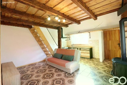 Pronájem bytu 1+kk 65 m²