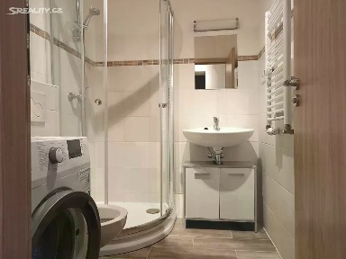 Pronájem bytu 1+kk 23 m²