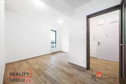 Pronájem bytu 1+kk 43 m²