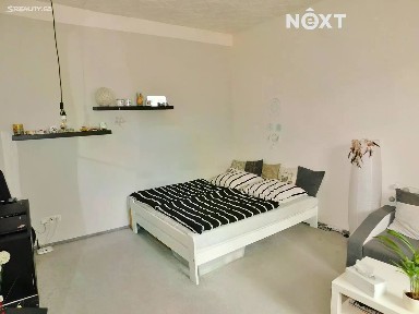 Pronájem bytu 1+kk 30 m²