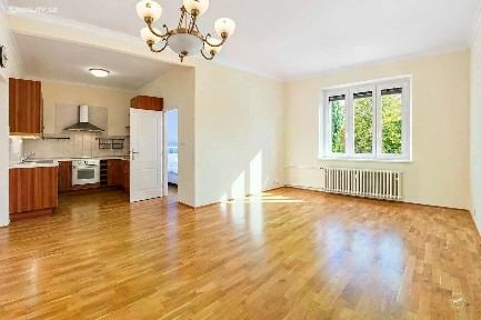 Pronájem bytu 4+kk 98 m²
