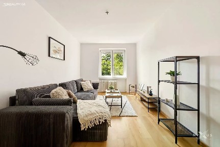 Poděbradská, Praha - Hloubětín