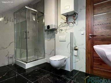 Pronájem bytu 3+kk 70 m²