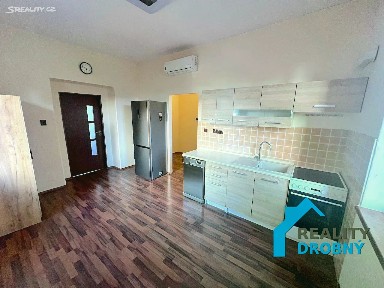 Pronájem bytu 1+1 45 m²
