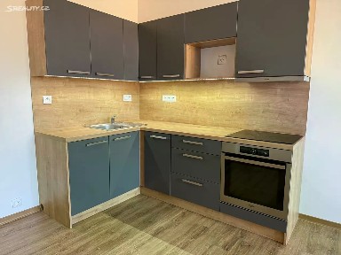 Pronájem bytu 1+kk 30 m²